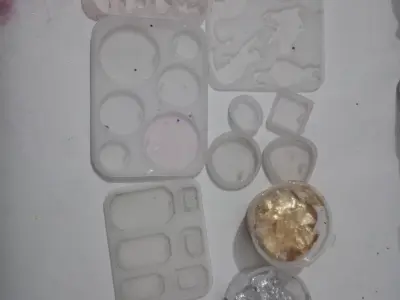 8 Resin keychain molds for beginners - photo 1