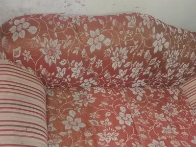 Lightly Used Original Deco Sofa Set for Urgent Sale | Lahore - photo 2