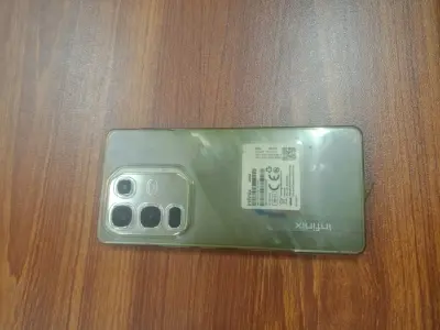Used Samsung Smartphone (8GB RAM, 128GB Storage) in Good Condition - photo 3