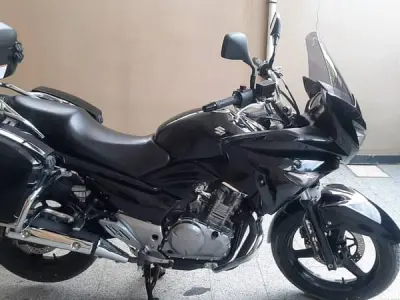 Suzuki Inazuma Aegis 250cc 2025 -Like Brand New Only 3085 KM Driven - photo 8