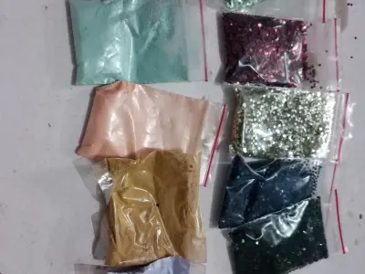 Resin Art Mica Powder, Glitter and Pigment Bundle - photo 1