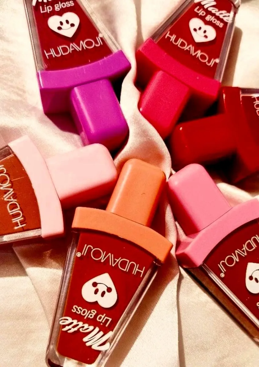 HUDAMOJI Lip Gloss - Multiple Colours