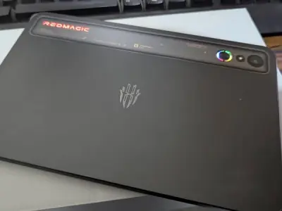 RedMagic Astra 24GB/256GB | 10/10 condition | complete box - photo 3