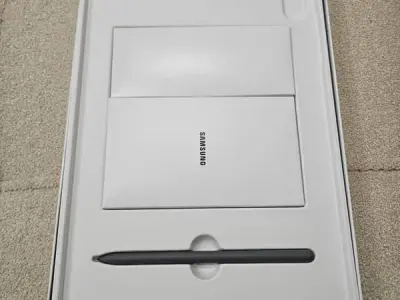 Galaxy Tab S9 FE Plus 128/8GB Like New - photo 6