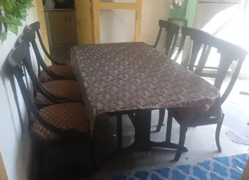 Dining Table with 6 Chairs strong wood
