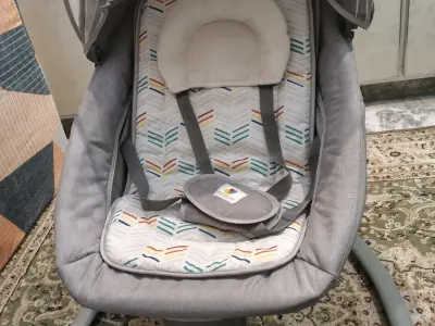 Mastela swing 3 in 1 New born to 15kg babies 5 days used 10/10 condition