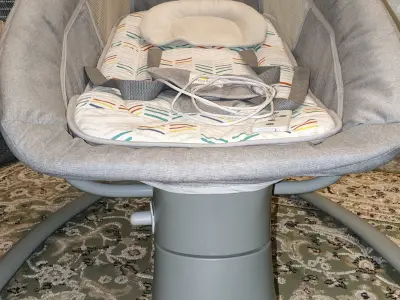 Mastela swing 3 in 1 New born to 15kg babies 5 days used 10/10 condition - photo 2