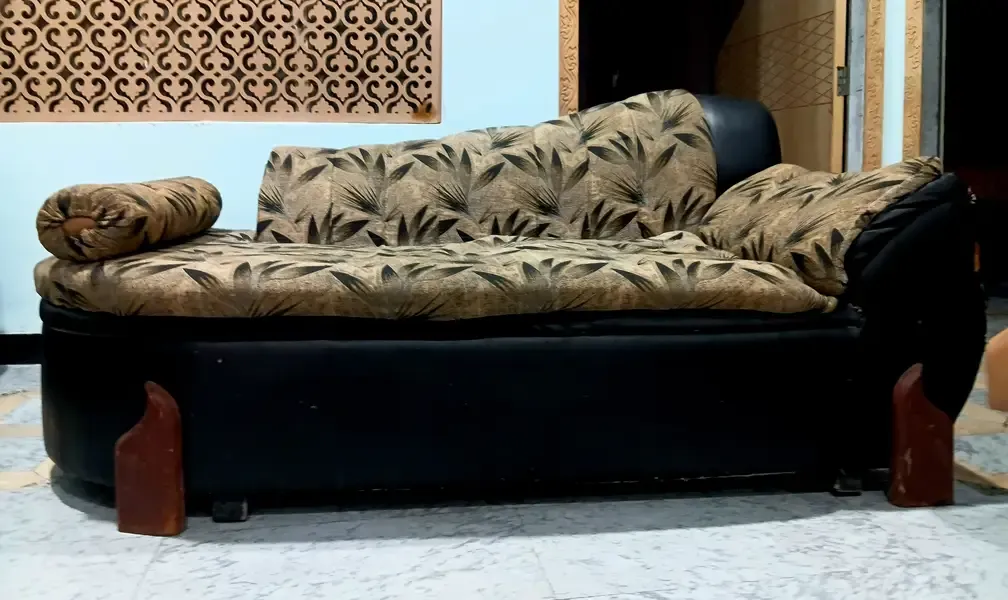 Black Brown Seven Seater Sofa Set