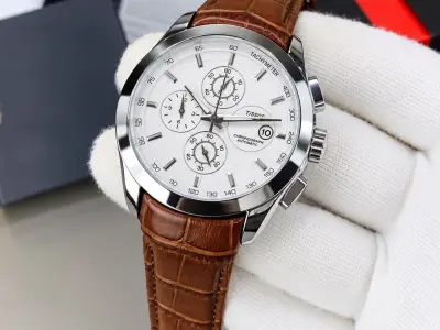 Tissot 1853/ chronograph working watch/water resistant/date display/ - photo 3