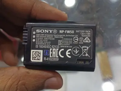 Sony ZV-E10 with Original Kit Lens | 5K Shutter Count | Complete Accessories - photo 3