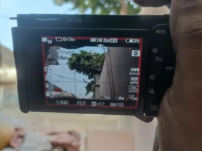 Sony ZV-E10 with Original Kit Lens | 5K Shutter Count | Complete Accessories - photo 5