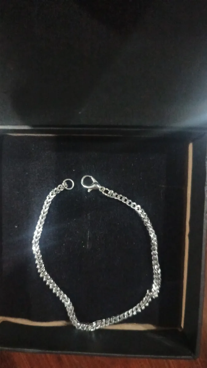Bracelet for men. Stainless steel. 7.5 inch. With magnet box.