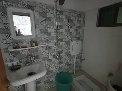 Flat Available For Commercial Purpose (Office Etc) - photo 4