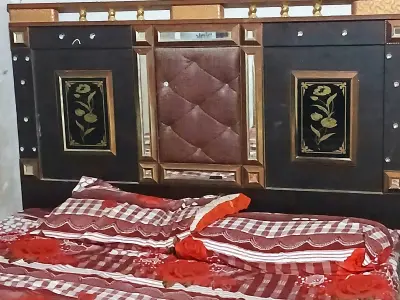 4 Piece Bedroom Furniture Set For Sale - photo 1
