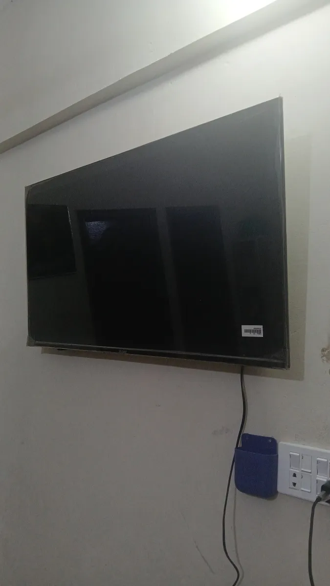 Smart LED TV WiFi Connect - YouTube Netflix - Korangi