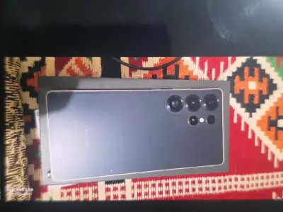 Samsung Mobile S25 Ultra - photo 1