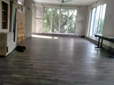 1 kanal in front of F10 markaz house available for rent. - photo 2