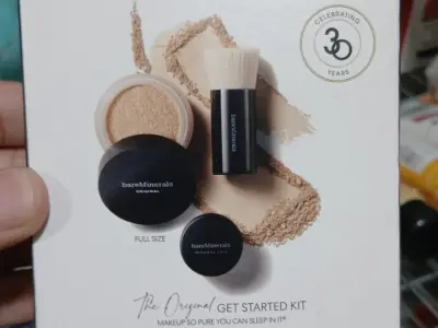 BARE MINERALS THE ORIGINAL GET STARTED KIT 3-PIECE MINERAL MAKEUP SET - photo 2