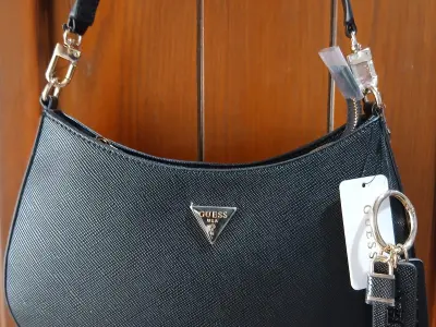 GUESS Noelle Top Zip Shoulder Bag