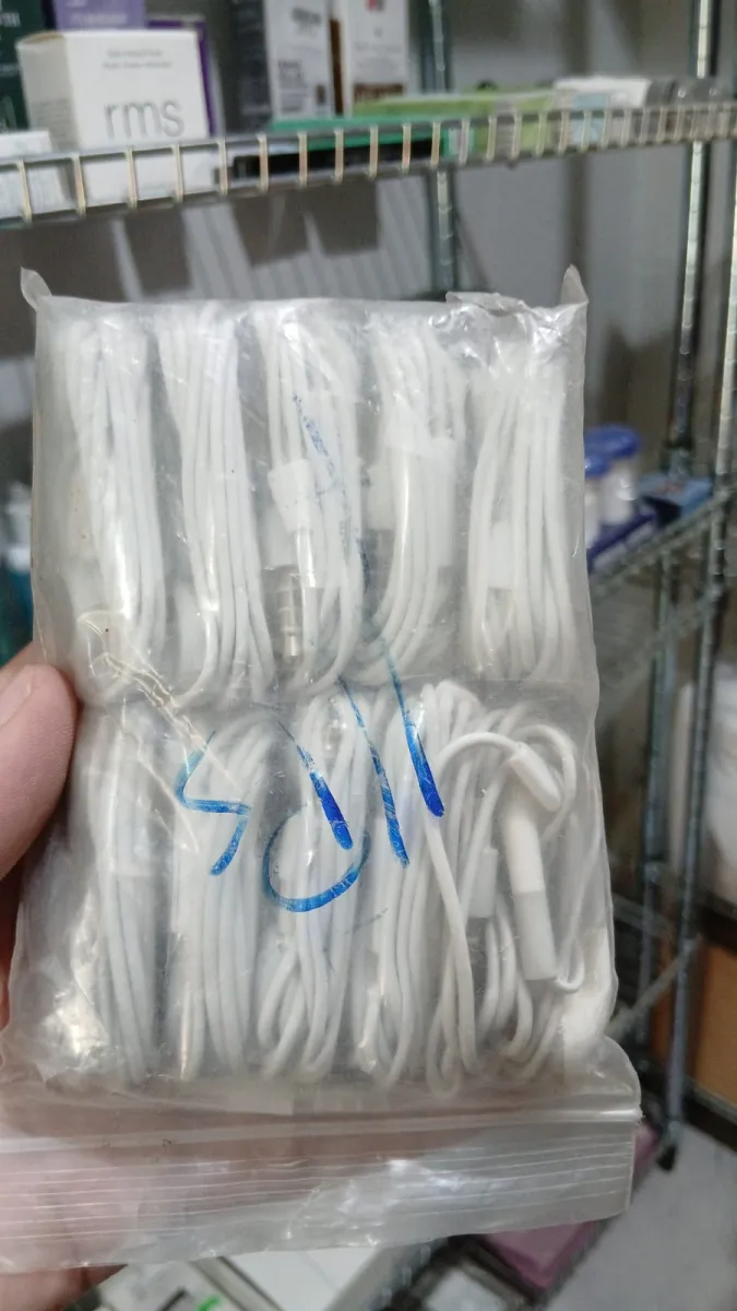 APPLE EARPHONE WHITE