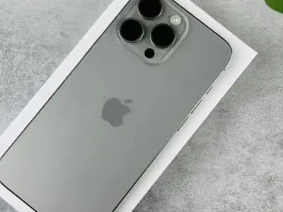iphone 15 pro max - photo 1