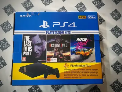PS-4 Slim 500gb , Non jailbreak,  with box , 2 controller , teken 7. . .