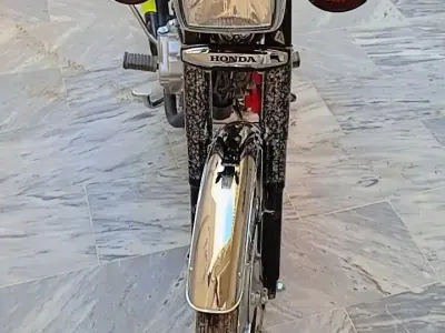 Honda CG 125 2026 Model | Only 20 Days Used | Urgent Sale - photo 3