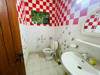5 Marla 4 Bed Double Storey House Double Unit For Sale - photo 6