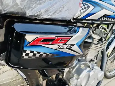 Honda CG 125 Model 2025 | 1200 KM Driven | Like New | Urgent Sale - photo 3