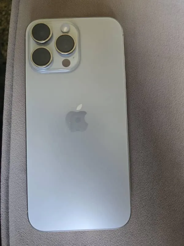 Apple iPhone 16 Pro Max