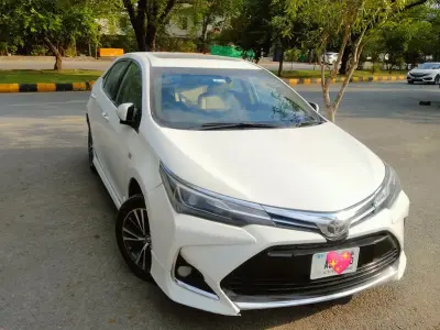 Toyota Corolla Altis grande 1.8 - photo 2