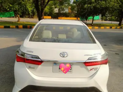 Toyota Corolla Altis grande 1.8 - photo 4
