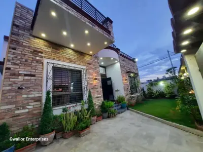 400 Sq Yard. House On 100 Feet Wide Road , Gwalior Society - photo 1