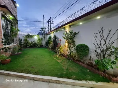 400 Sq Yard. House On 100 Feet Wide Road , Gwalior Society - photo 2