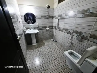 400 Sq Yard. House On 100 Feet Wide Road , Gwalior Society - photo 5