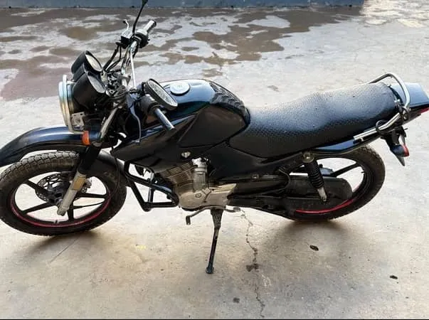 YBR G black colour