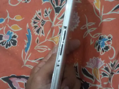 Docomo table for sell - photo 2