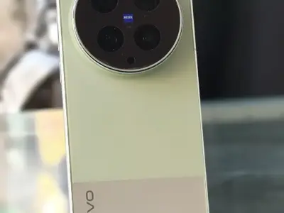 Vivo X300 Ultra 16.512 non pta - photo 1